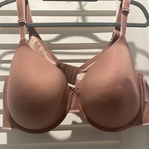 NWT Auden Lightly Lined Bra - Size 48D